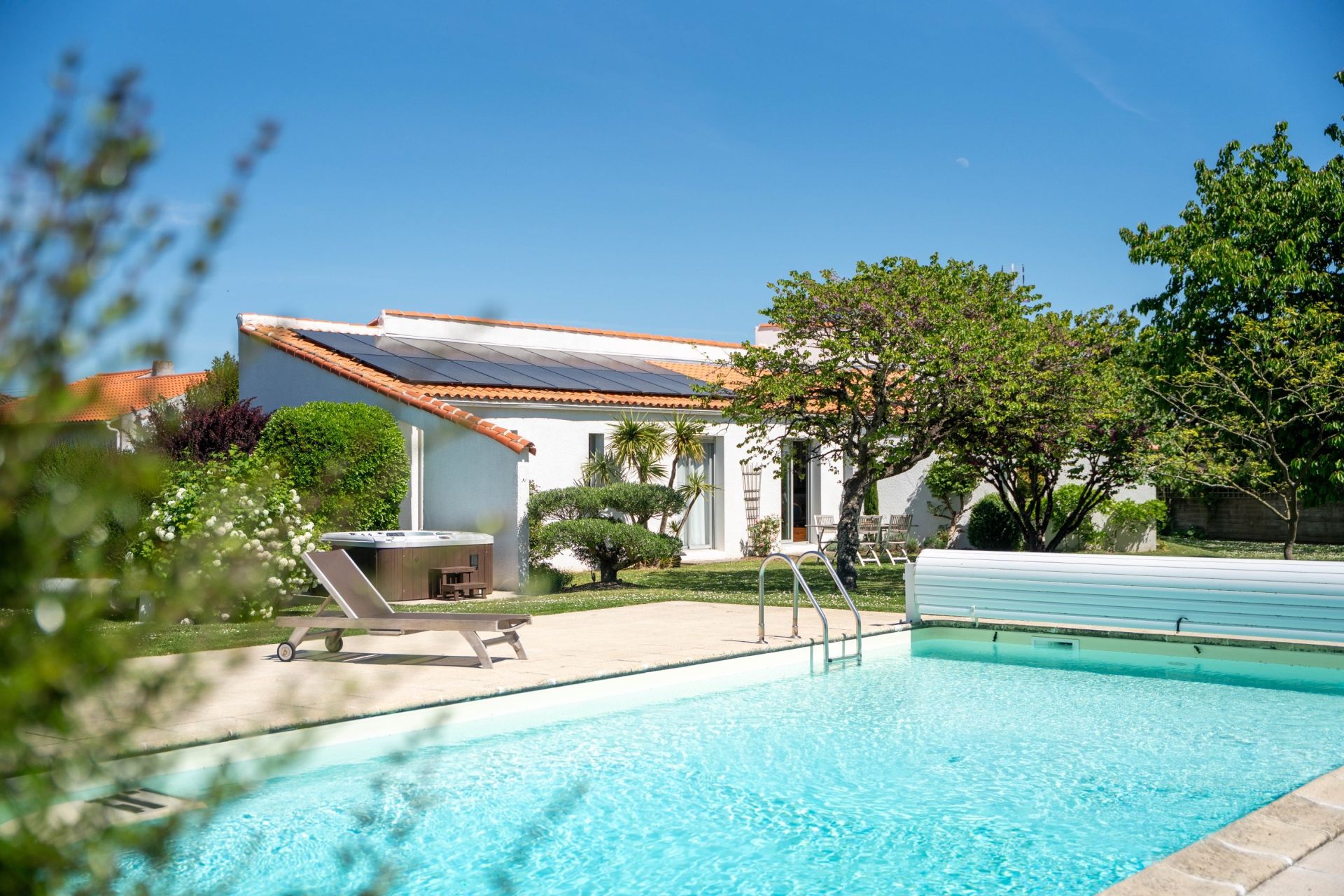 maison de prestige 7 Pièces en vente sur DOMPIERRE SUR MER (17139)