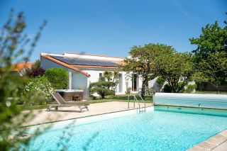 maison de prestige 7 Pièces en vente sur DOMPIERRE SUR MER (17139)