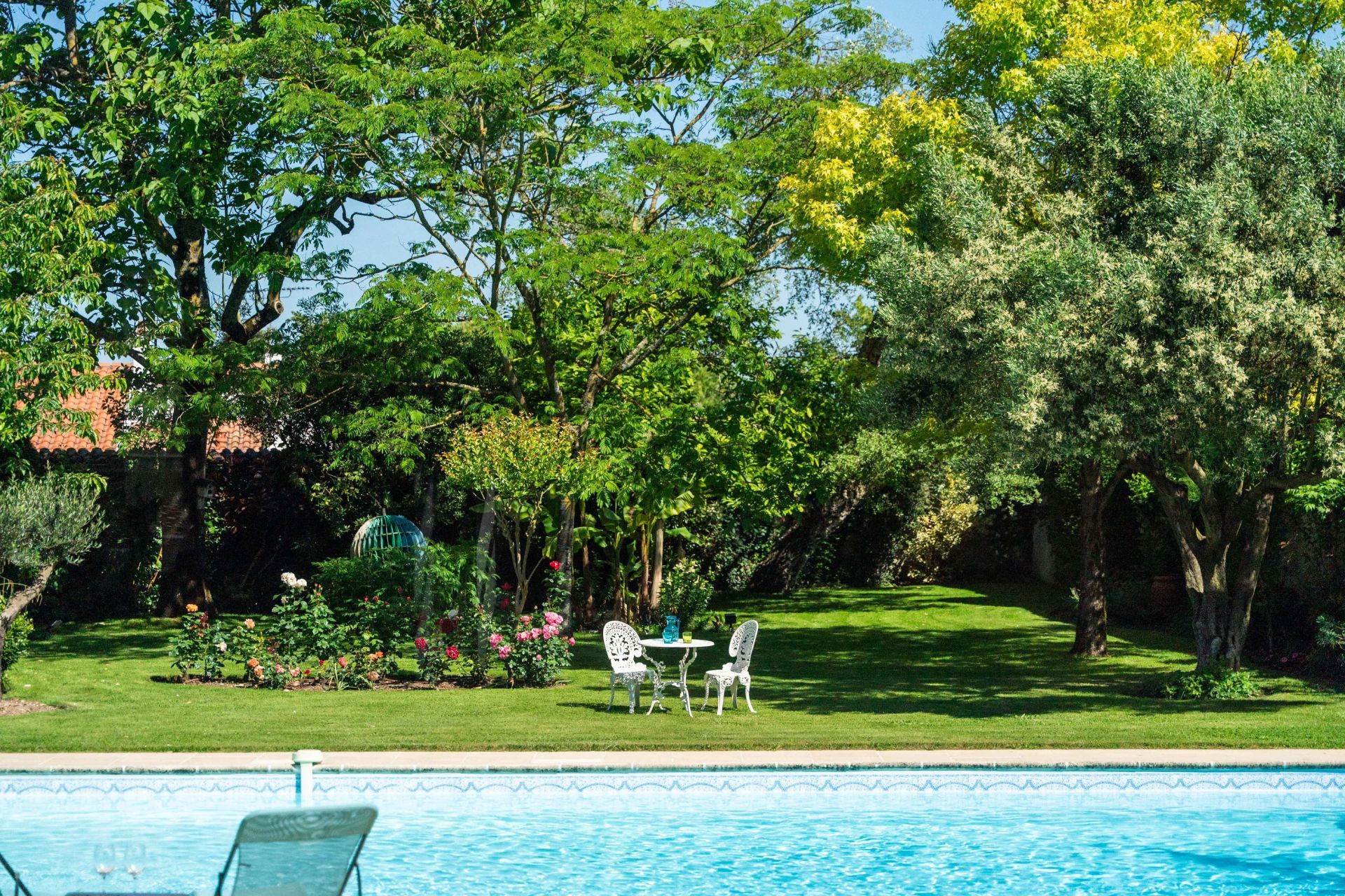 prestigious house 9 Rooms for sale on DOMPIERRE SUR MER (17139)