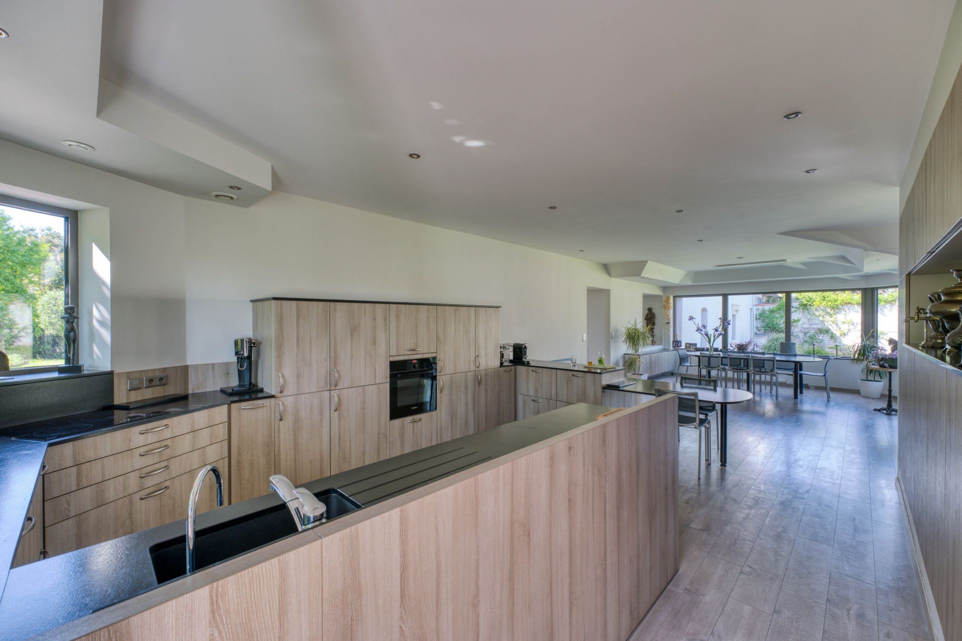 maison de prestige 8 Pièces en vente sur LAGORD (17140)