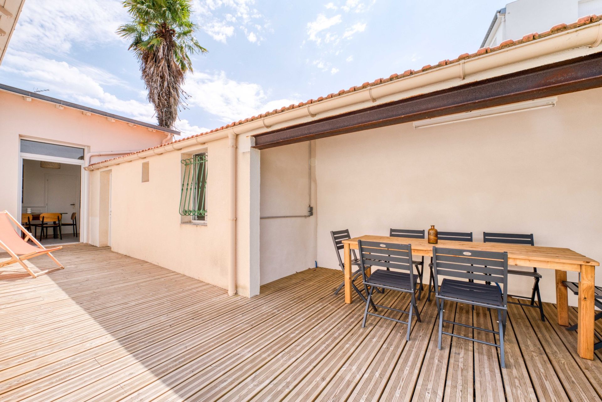 prestigious house 4 Rooms for sale on LA ROCHELLE (17000)