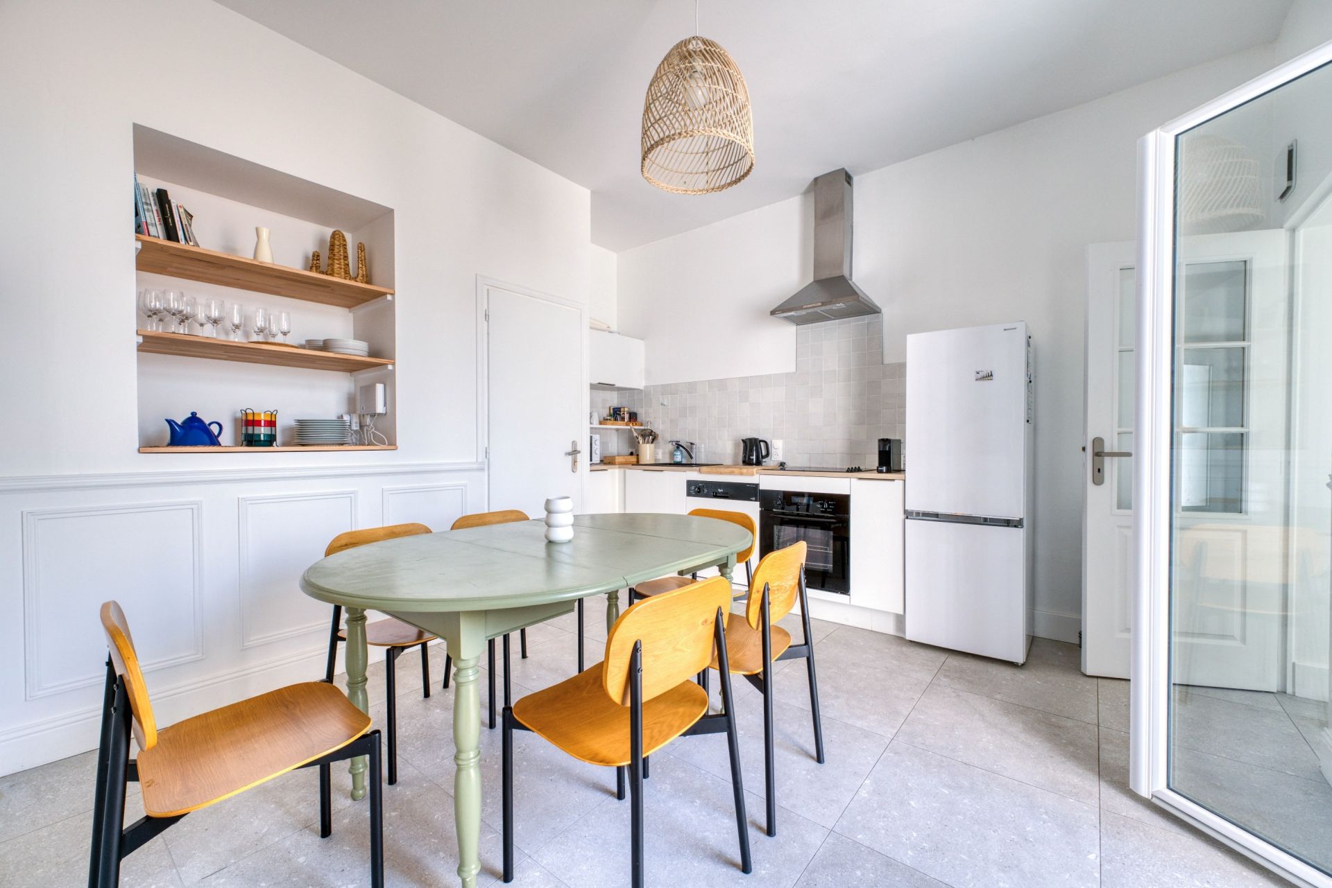 prestigious house 4 Rooms for sale on LA ROCHELLE (17000)