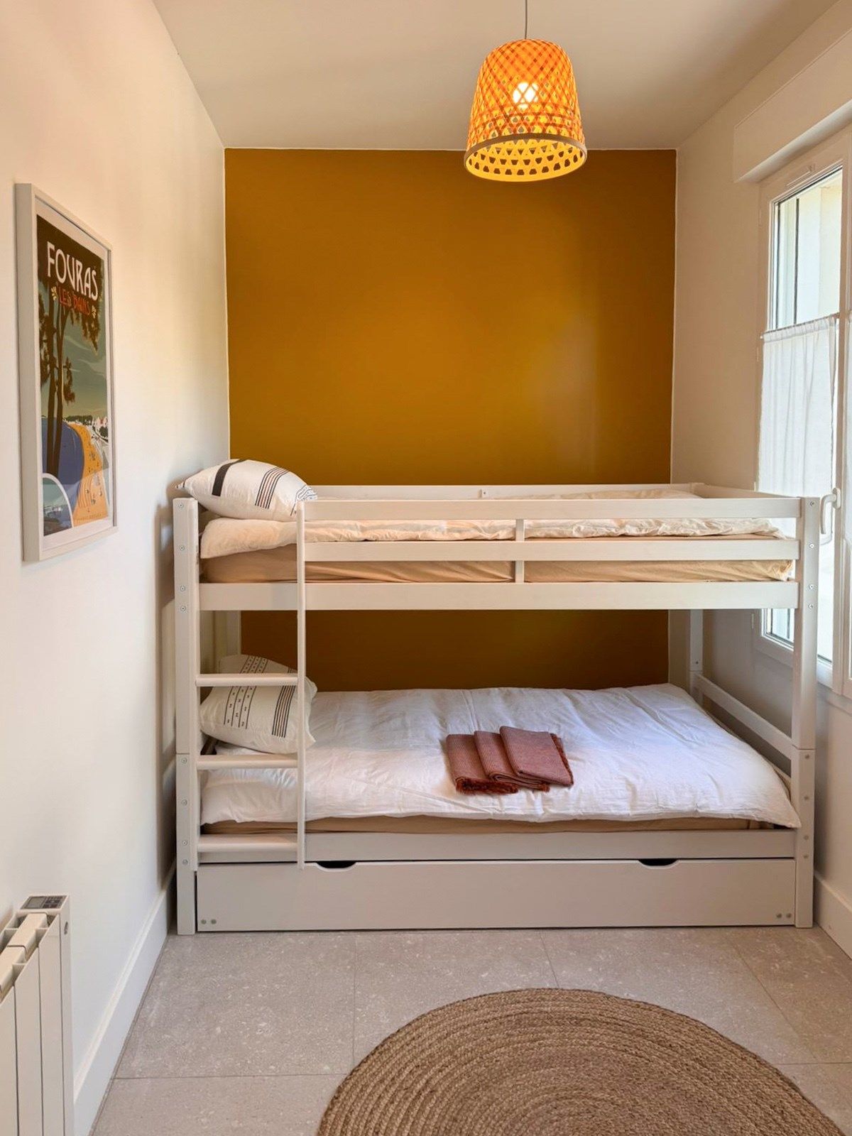 prestigious house 4 Rooms for sale on LA ROCHELLE (17000)