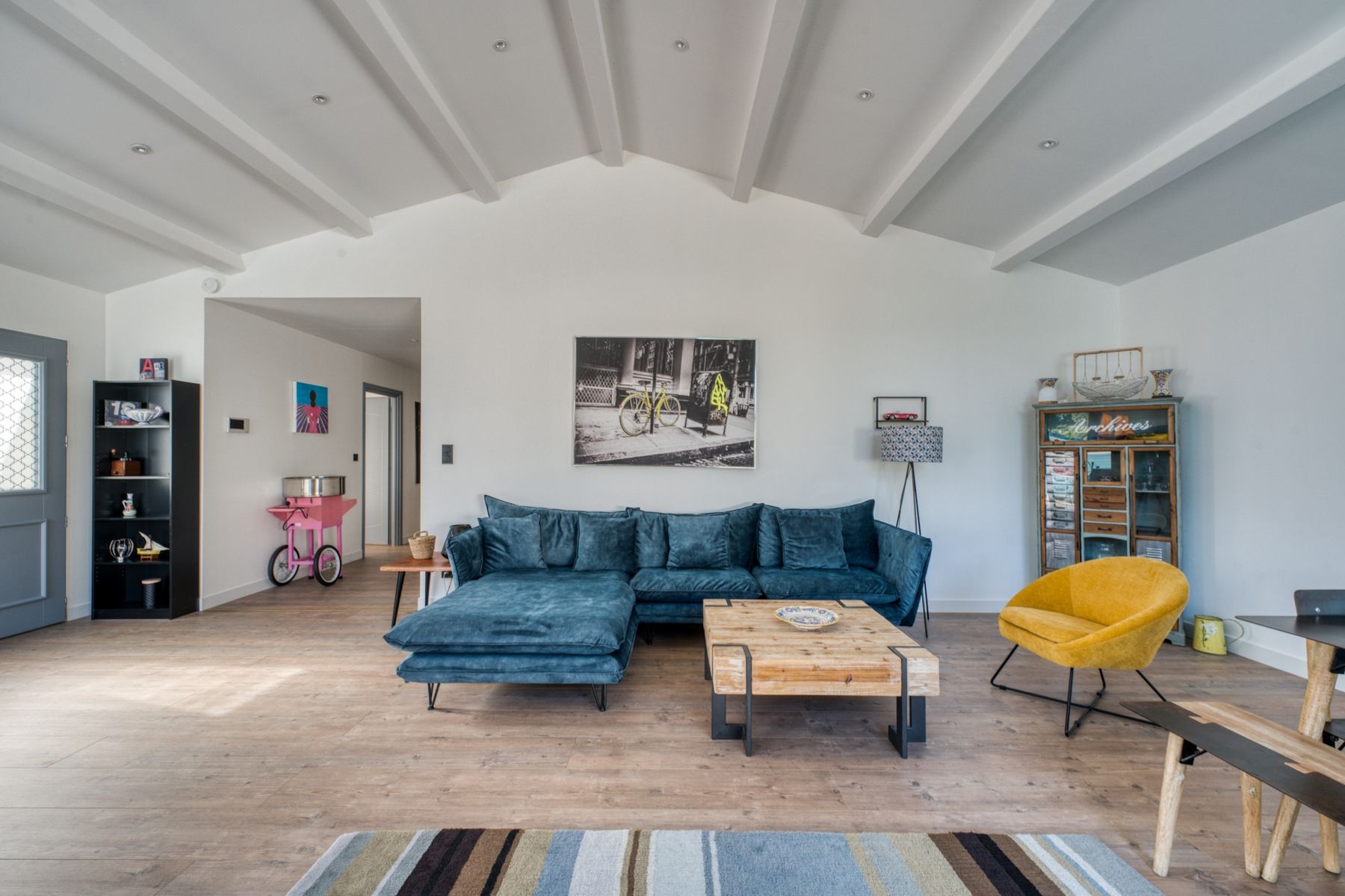 prestigious house 6 Rooms for sale on LA COUARDE SUR MER (17670)