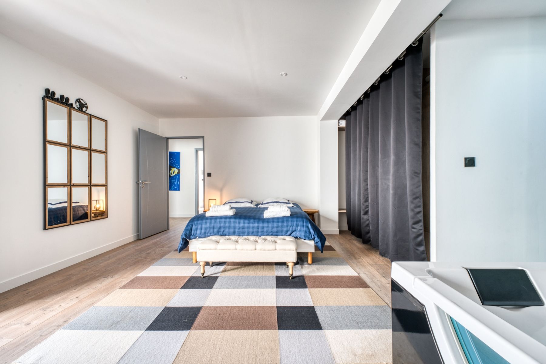 prestigious house 6 Rooms for sale on LA COUARDE SUR MER (17670)
