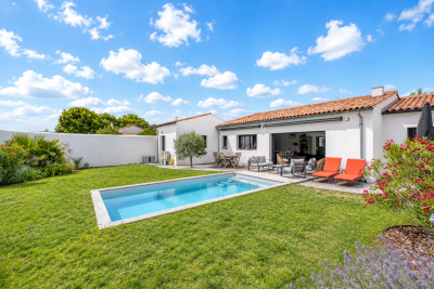 Sale Prestigious house Le Bois-Plage-en-Ré 5&nbsp;Rooms 110&nbsp;m²