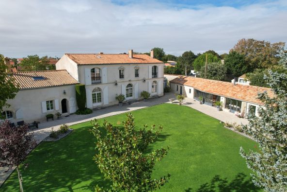 Vente Maison de prestige La Rochelle 7&nbsp;Pièces 417&nbsp;m²