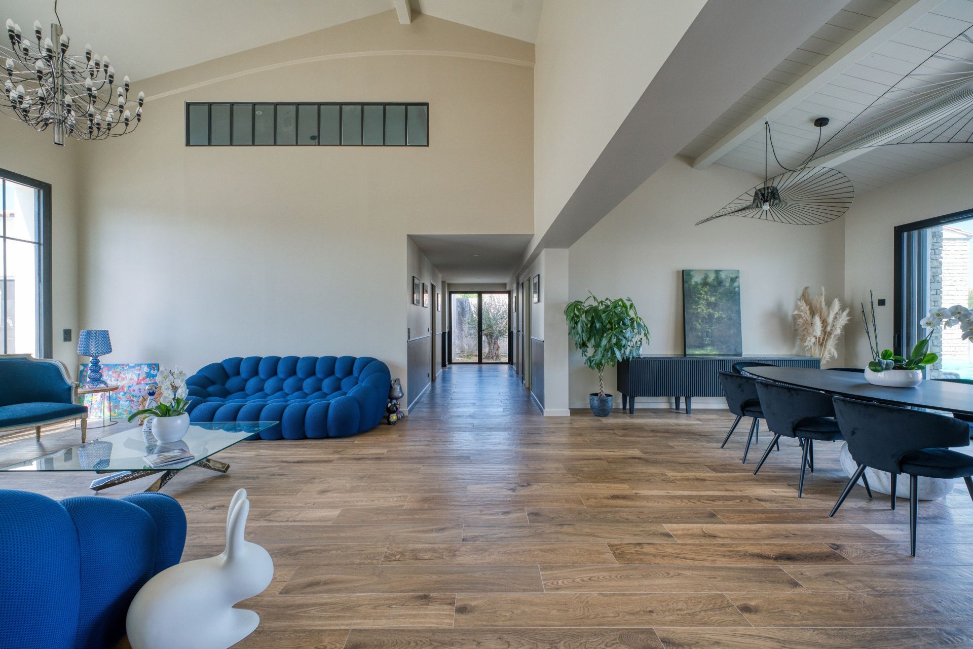 prestigious house 8 Rooms for sale on LA FLOTTE (17630)
