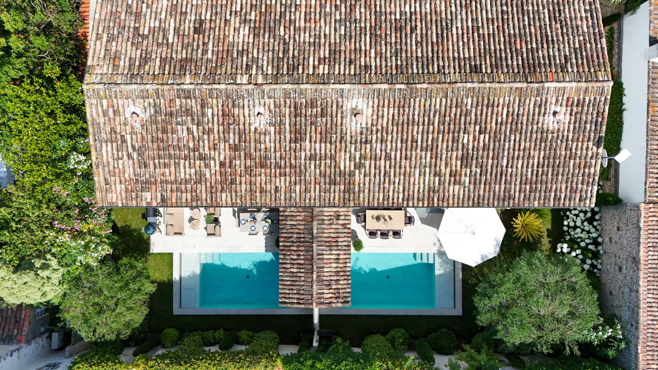 prestigious house 12 Rooms for sale on ST MARTIN DE RE (17410)
