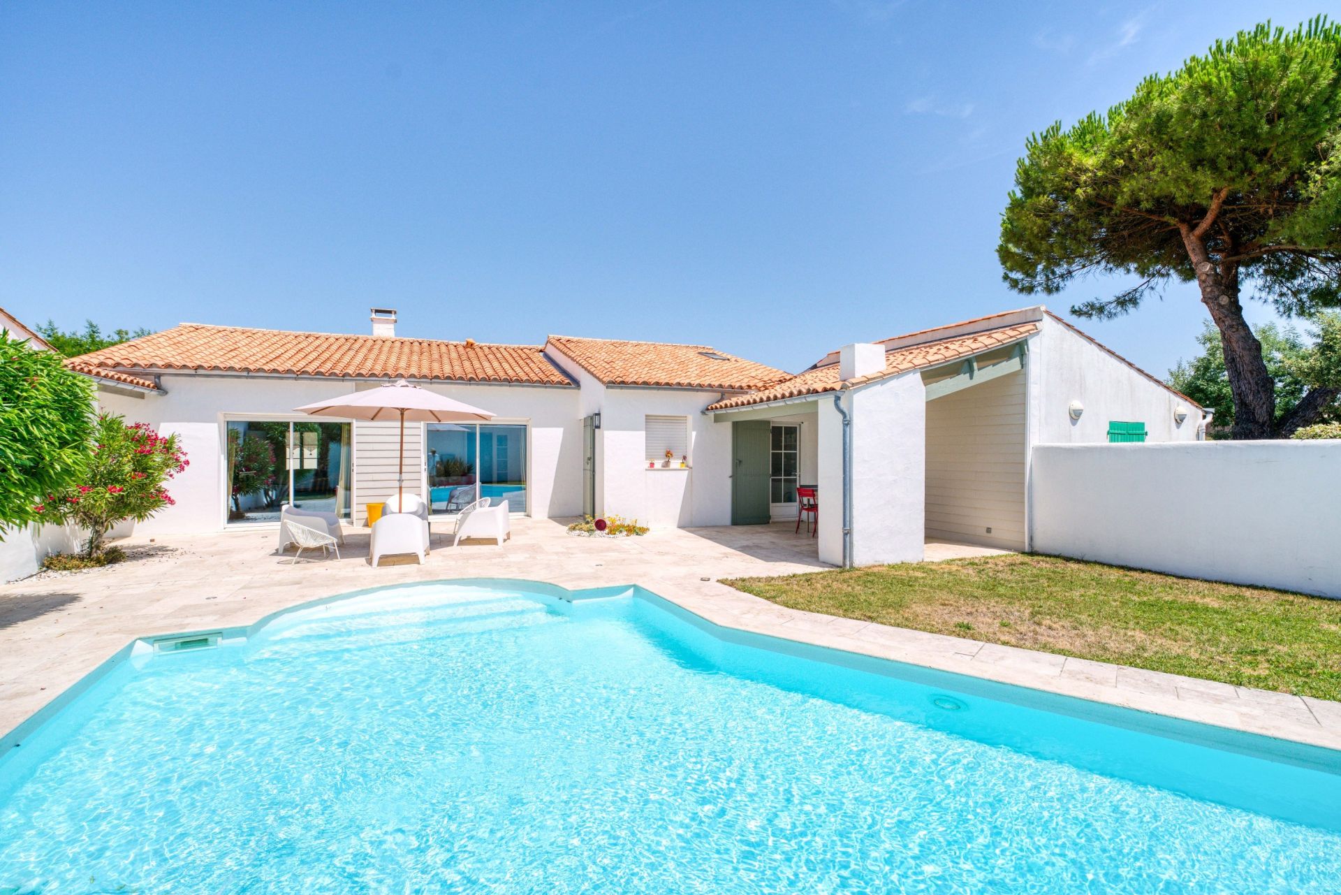 maison de prestige 5 Pièces en vente sur LA FLOTTE (17630)