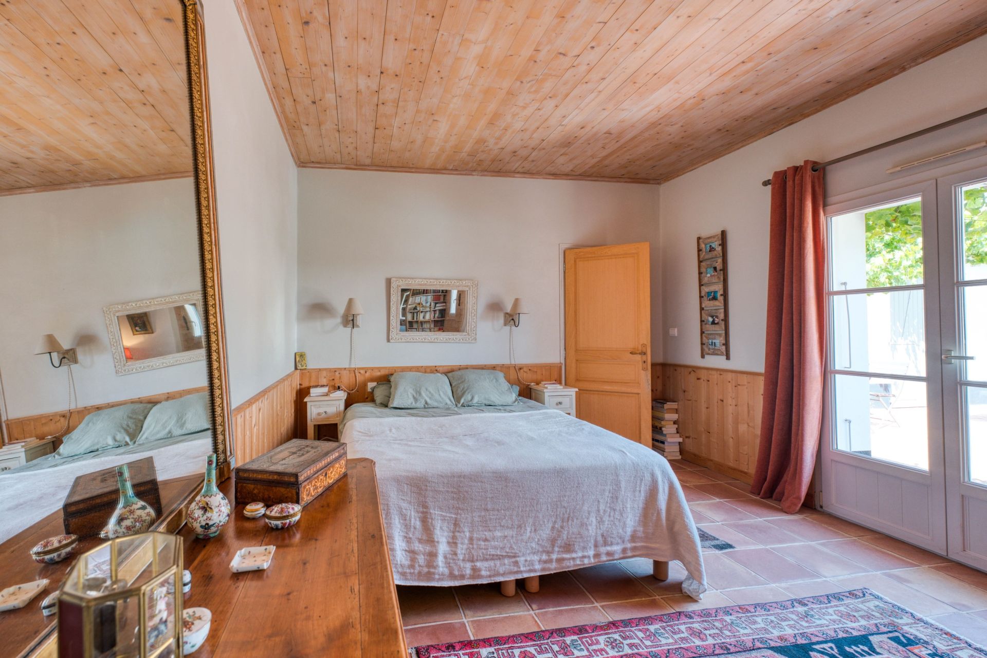 prestigious house 8 Rooms for sale on LE BOIS PLAGE EN RE (17580)