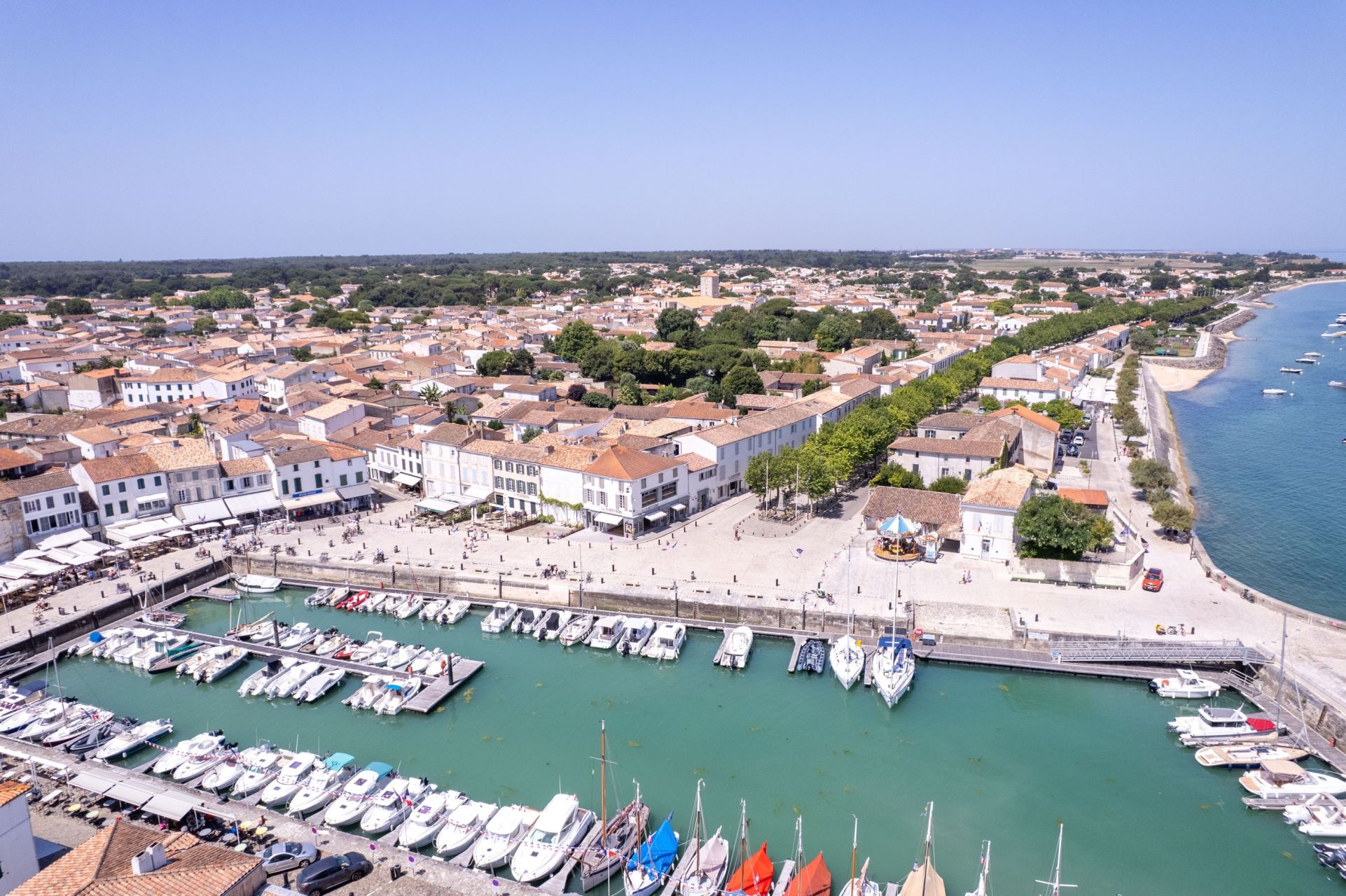 immeuble de prestige en vente sur LA FLOTTE (17630)
