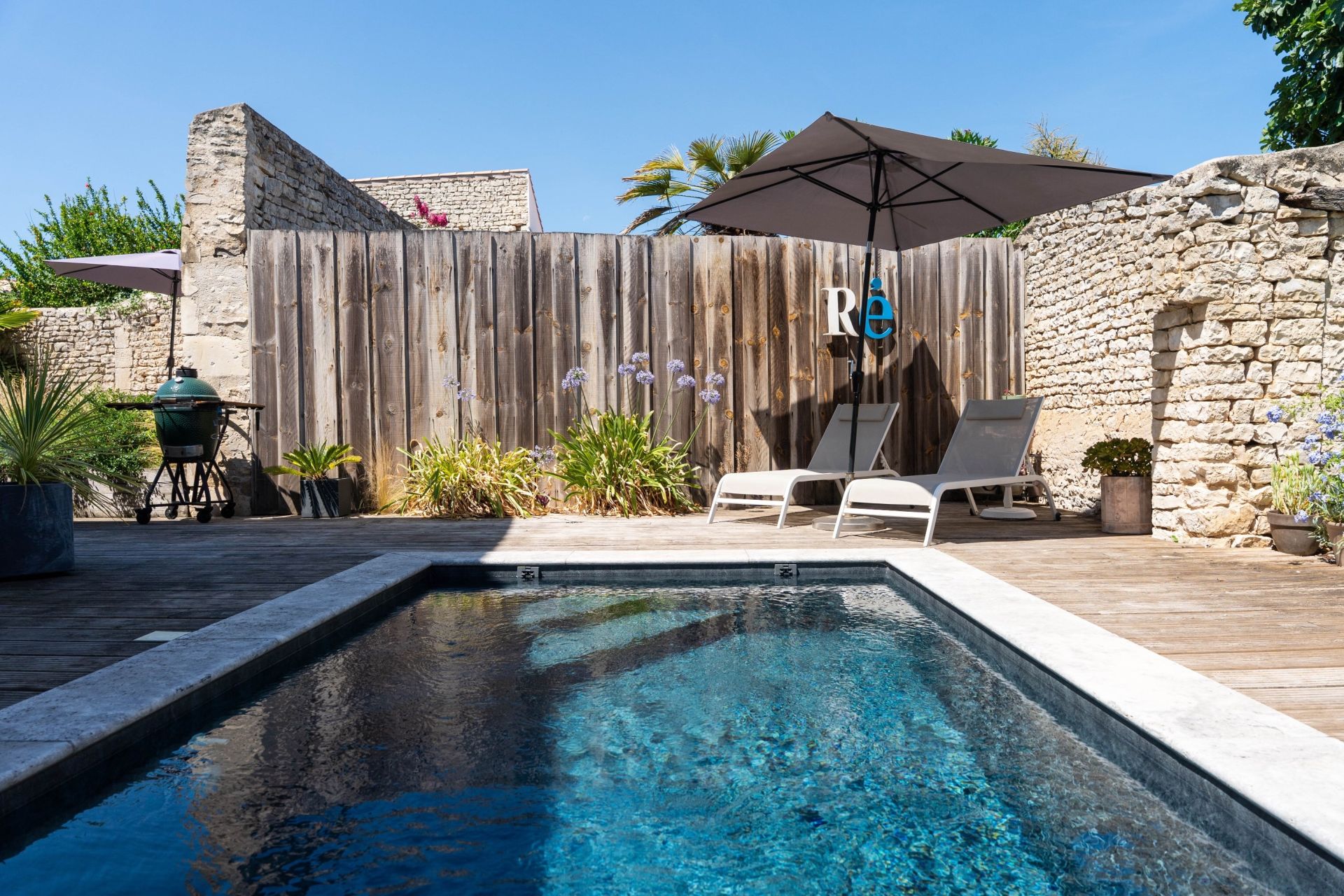 prestigious house 7 Rooms for sale on STE MARIE DE RE (17740)