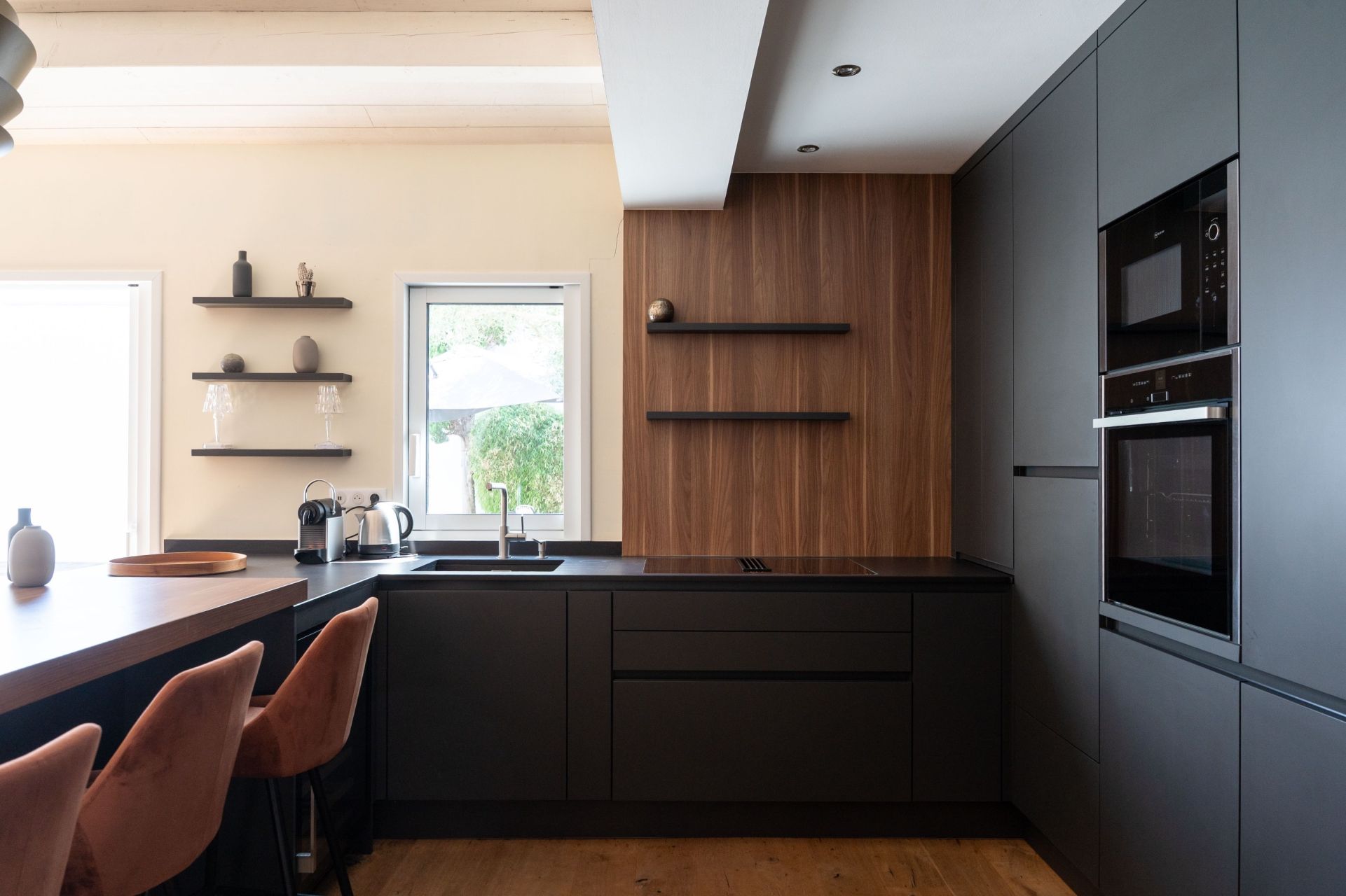 prestigious house 5 Rooms for sale on PUILBOREAU (17138)
