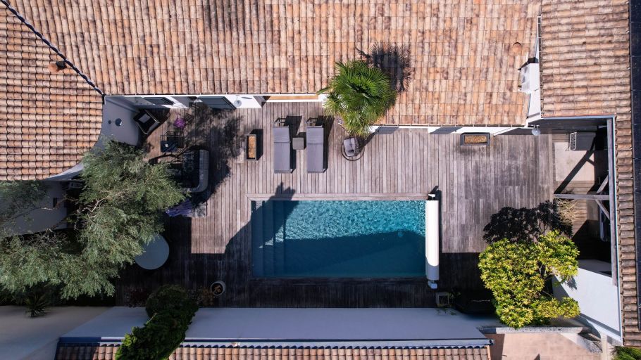 prestigious house 5 Rooms for sale on PUILBOREAU (17138)
