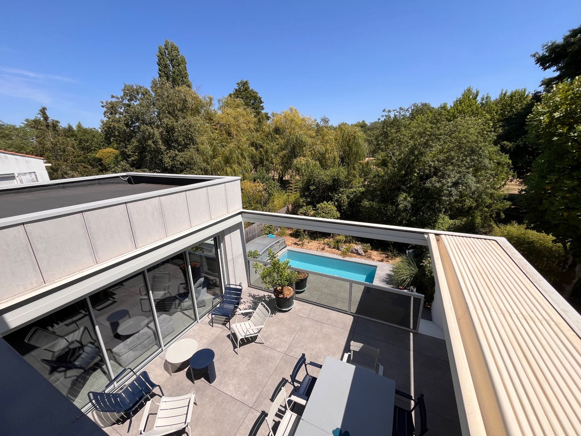 prestigious house 6 Rooms for sale on LA ROCHELLE (17000)