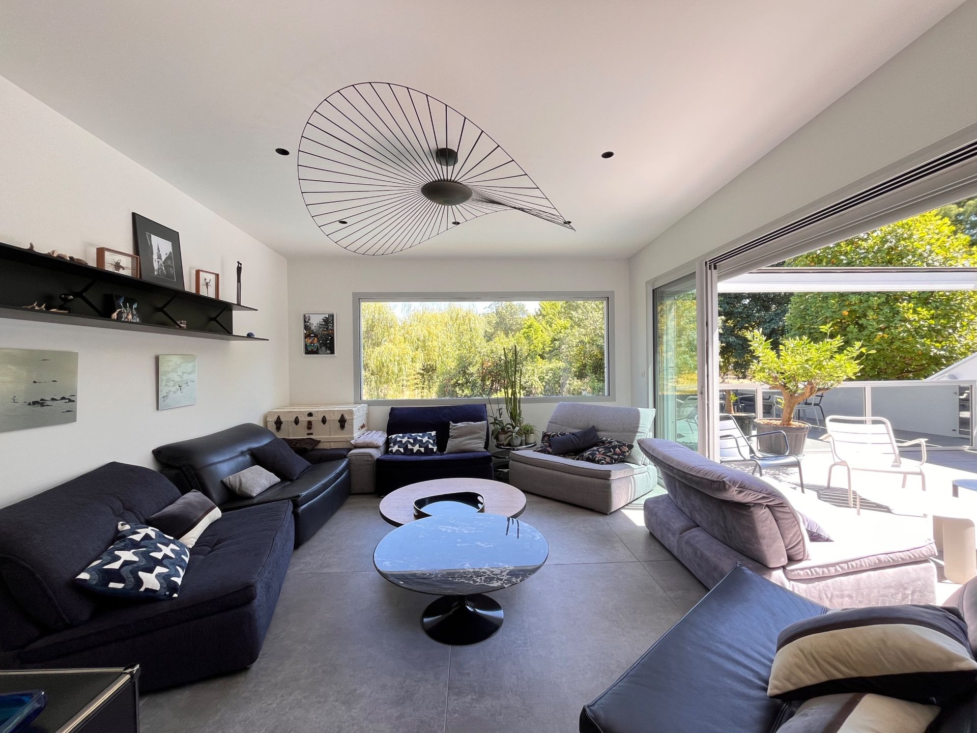 prestigious house 6 Rooms for sale on LA ROCHELLE (17000)