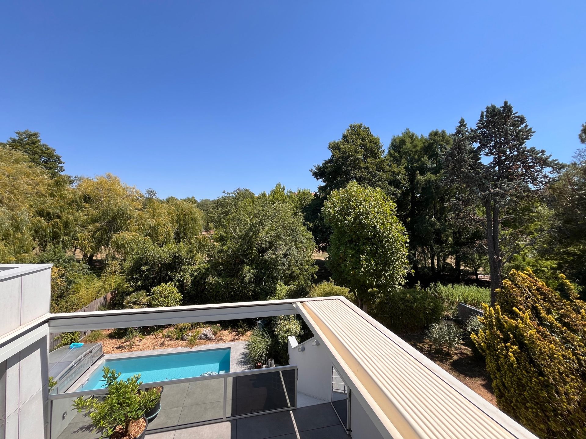 prestigious house 6 Rooms for sale on LA ROCHELLE (17000)