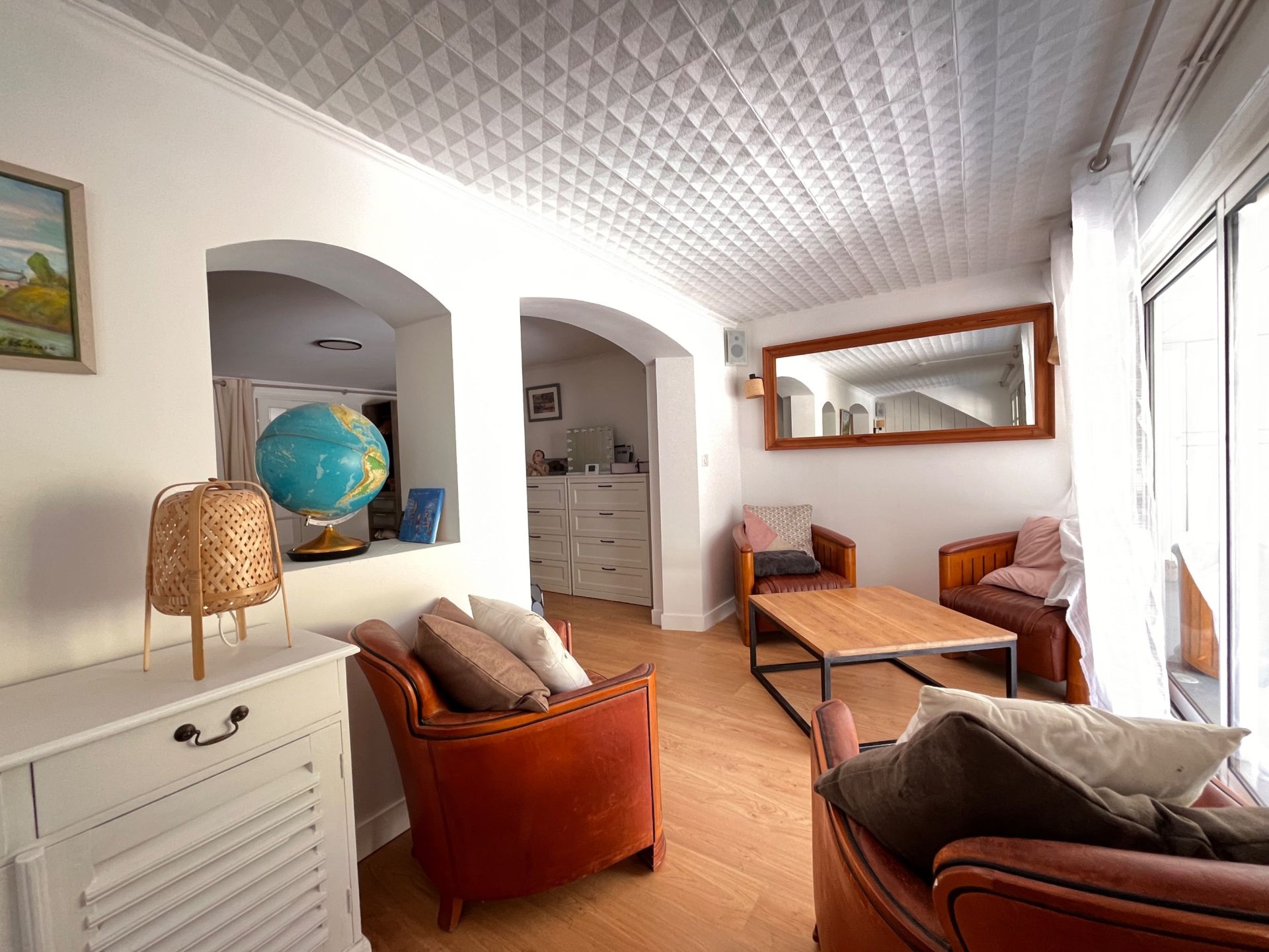 prestigious house 6 Rooms for sale on LA ROCHELLE (17000)