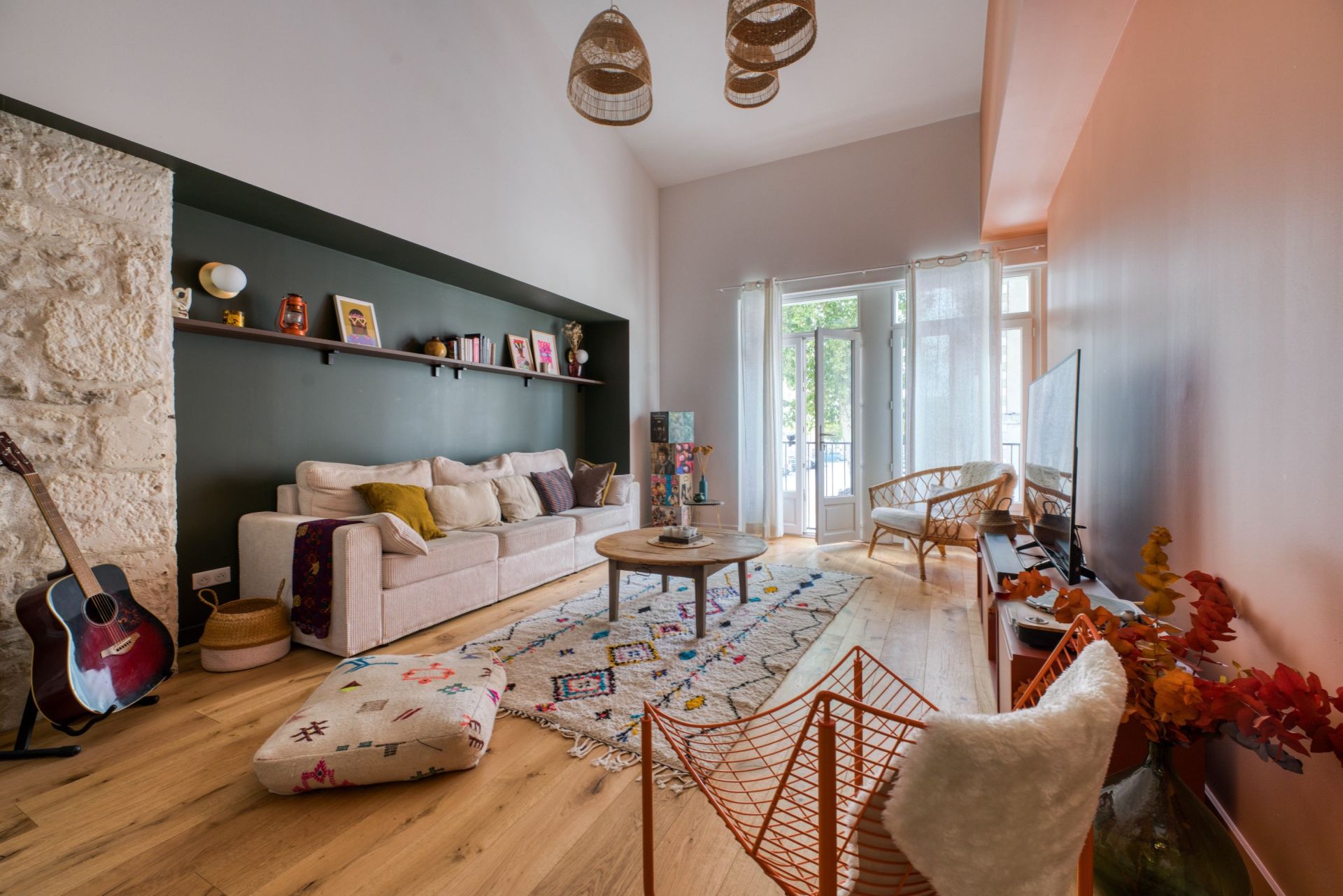 prestigious apartment 3 Rooms for sale on LA ROCHELLE (17000)