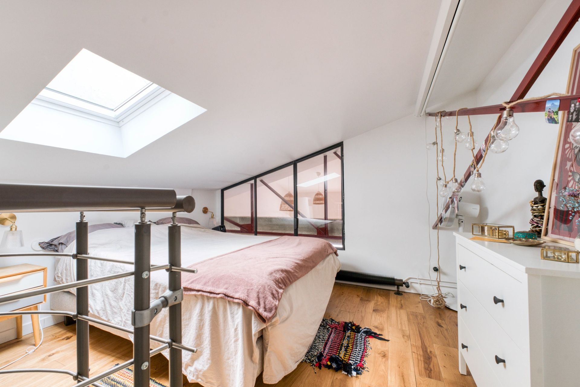 prestigious apartment 3 Rooms for sale on LA ROCHELLE (17000)