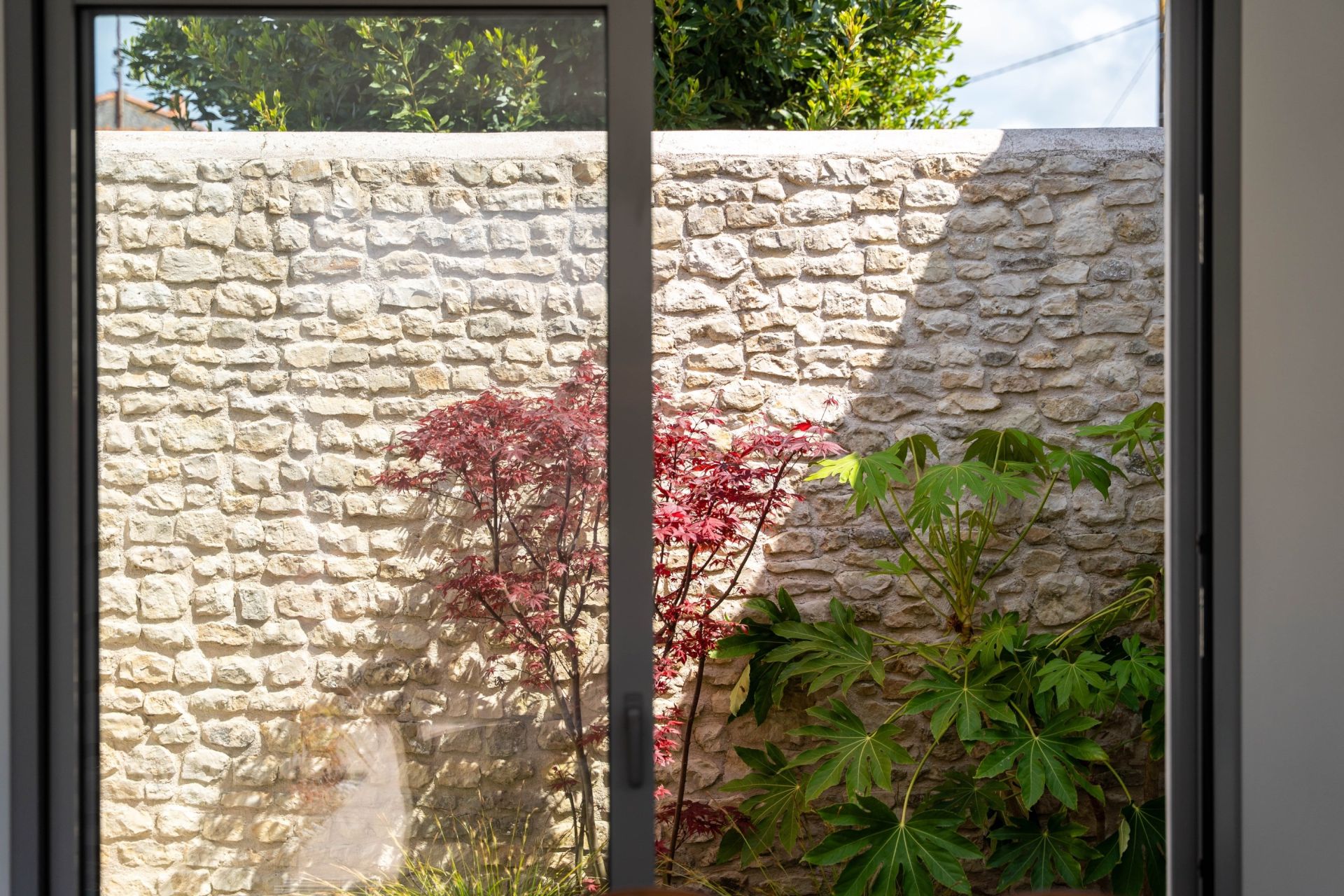 prestigious house 4 Rooms for sale on LA ROCHELLE (17000)