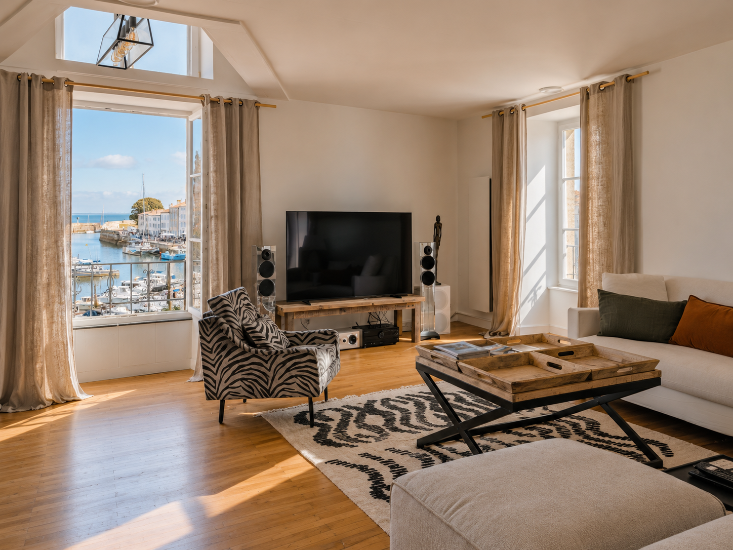 prestigious apartment 4 Rooms for sale on ST MARTIN DE RE (17410)