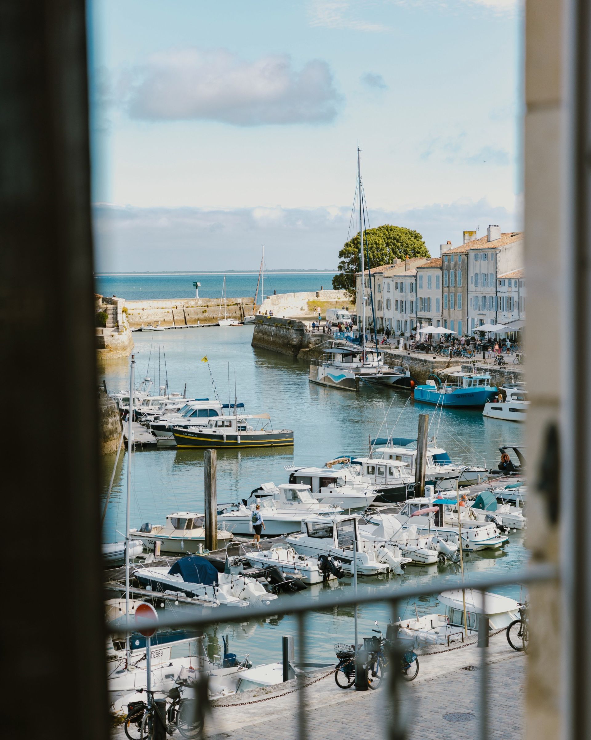 prestigious apartment 4 Rooms for sale on ST MARTIN DE RE (17410)