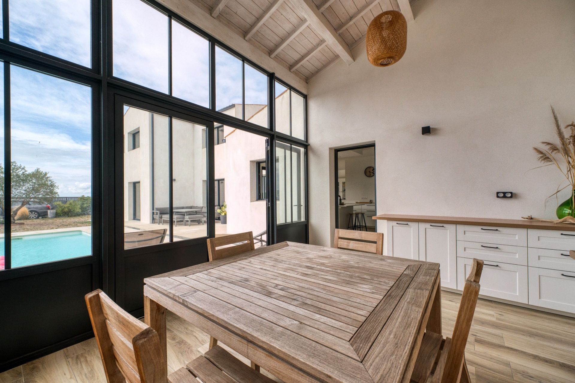 prestigious house 6 Rooms for sale on CROIX CHAPEAU (17220)