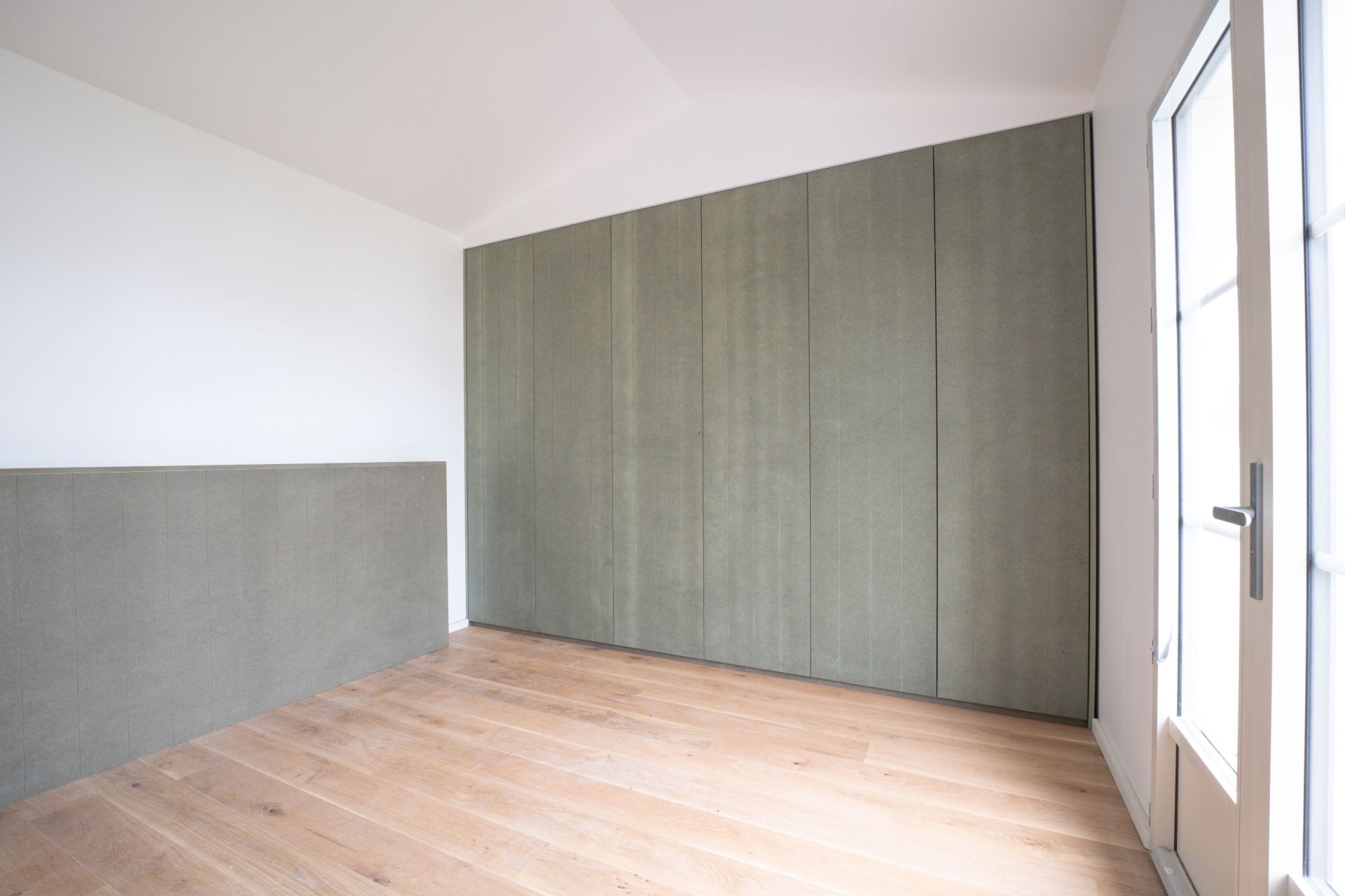 prestigious house 10 Rooms for sale on RIVEDOUX PLAGE (17940)