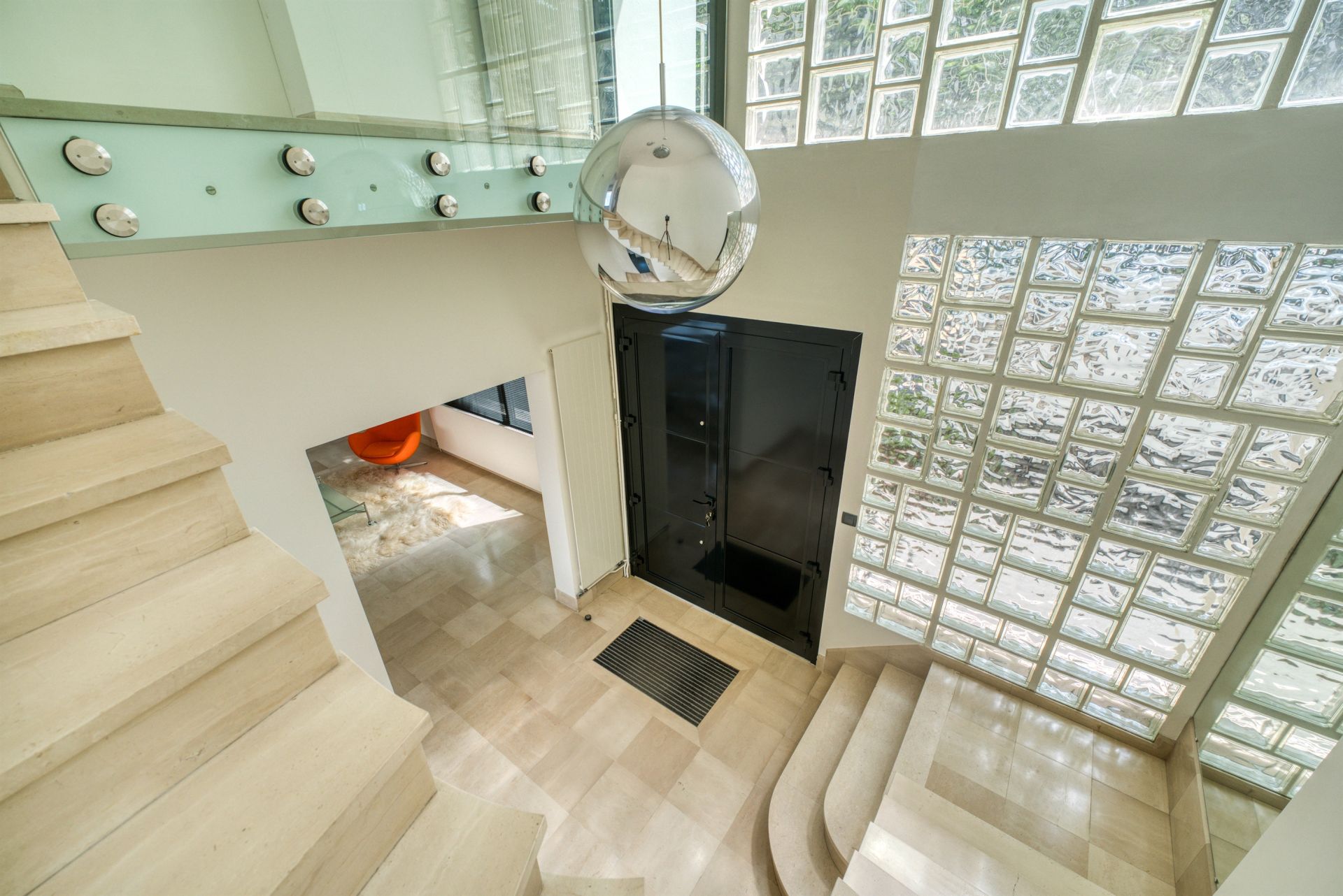 prestigious house 5 Rooms for sale on LA ROCHELLE (17000)