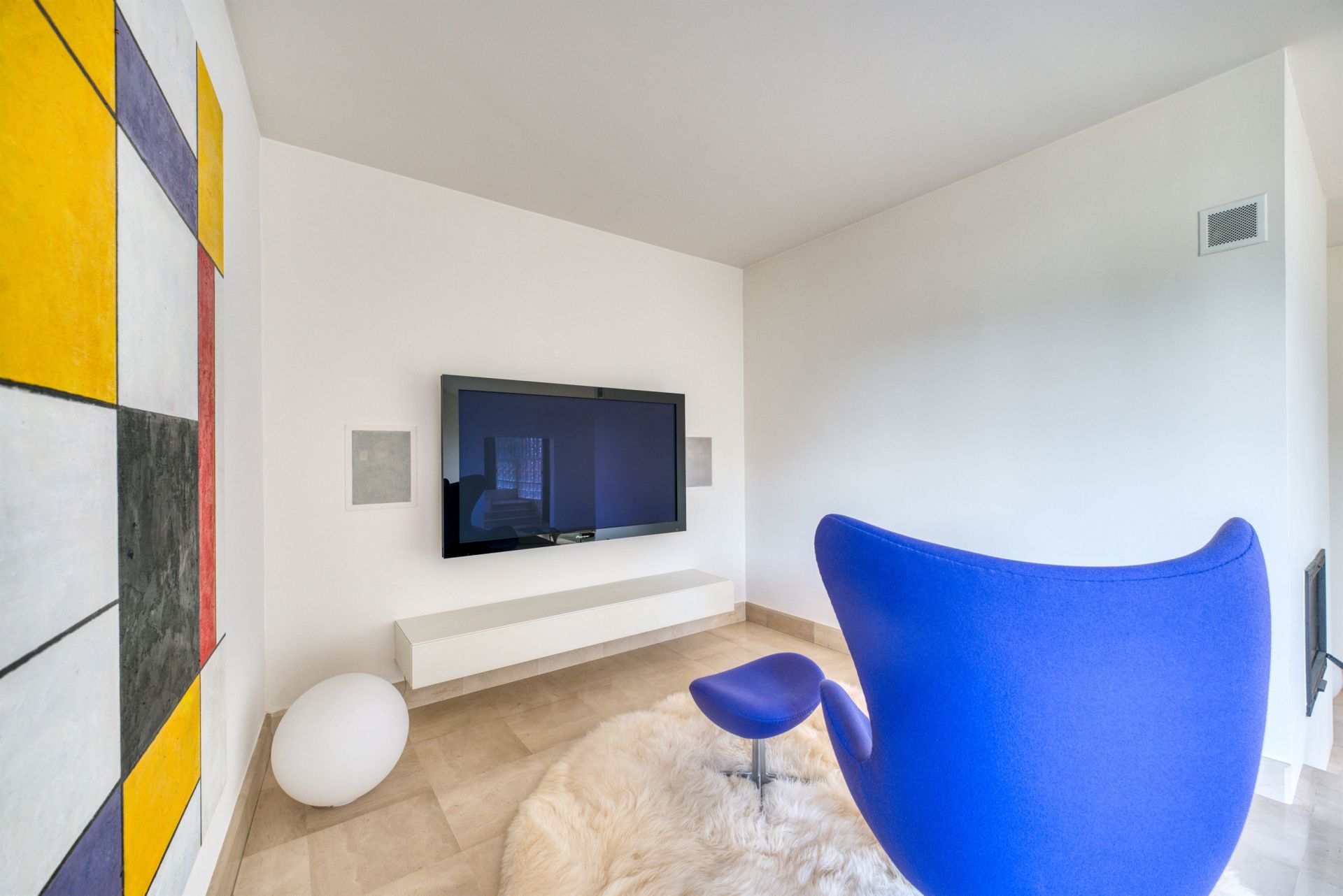 prestigious house 5 Rooms for sale on LA ROCHELLE (17000)