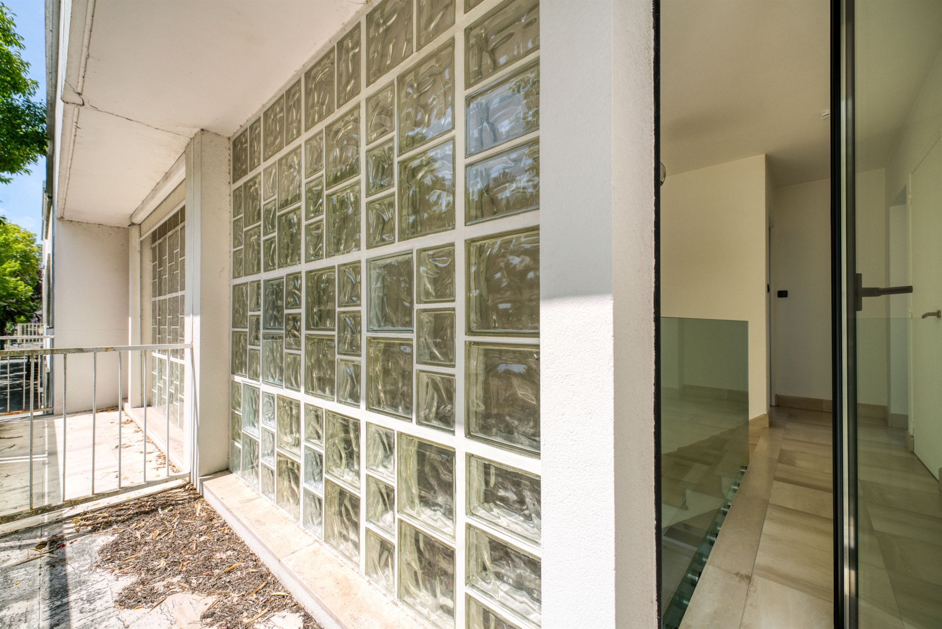 prestigious house 5 Rooms for sale on LA ROCHELLE (17000)