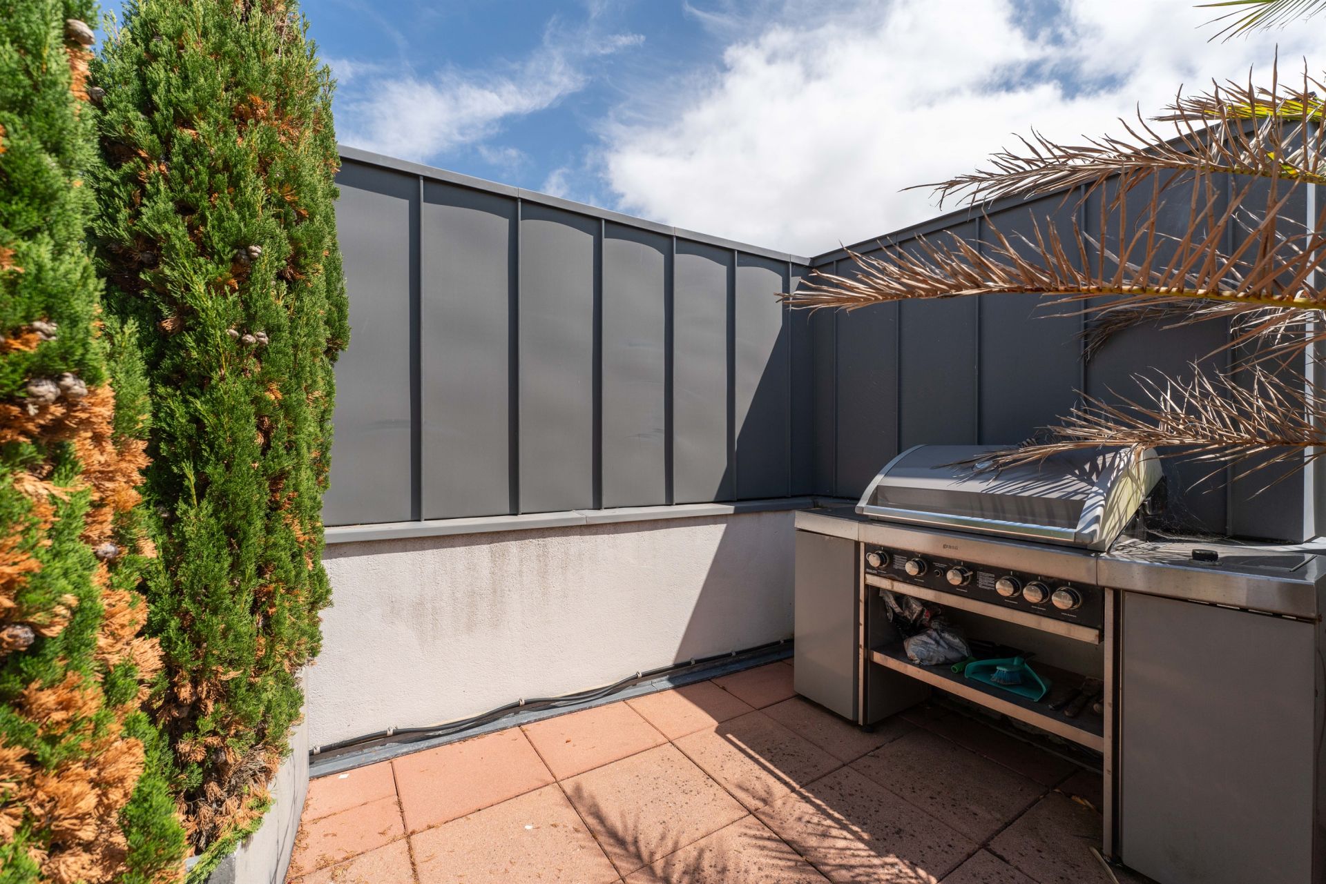 prestigious house 5 Rooms for sale on LA ROCHELLE (17000)