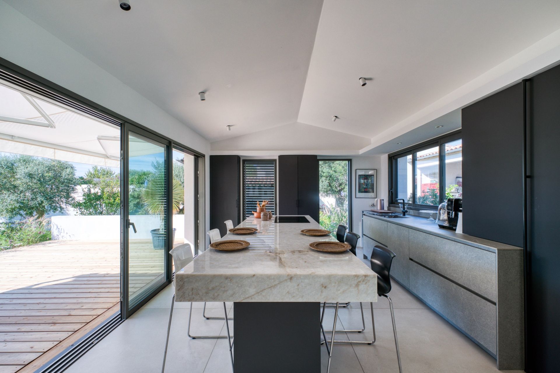 prestigious house 5 Rooms for sale on STE MARIE DE RE (17740)