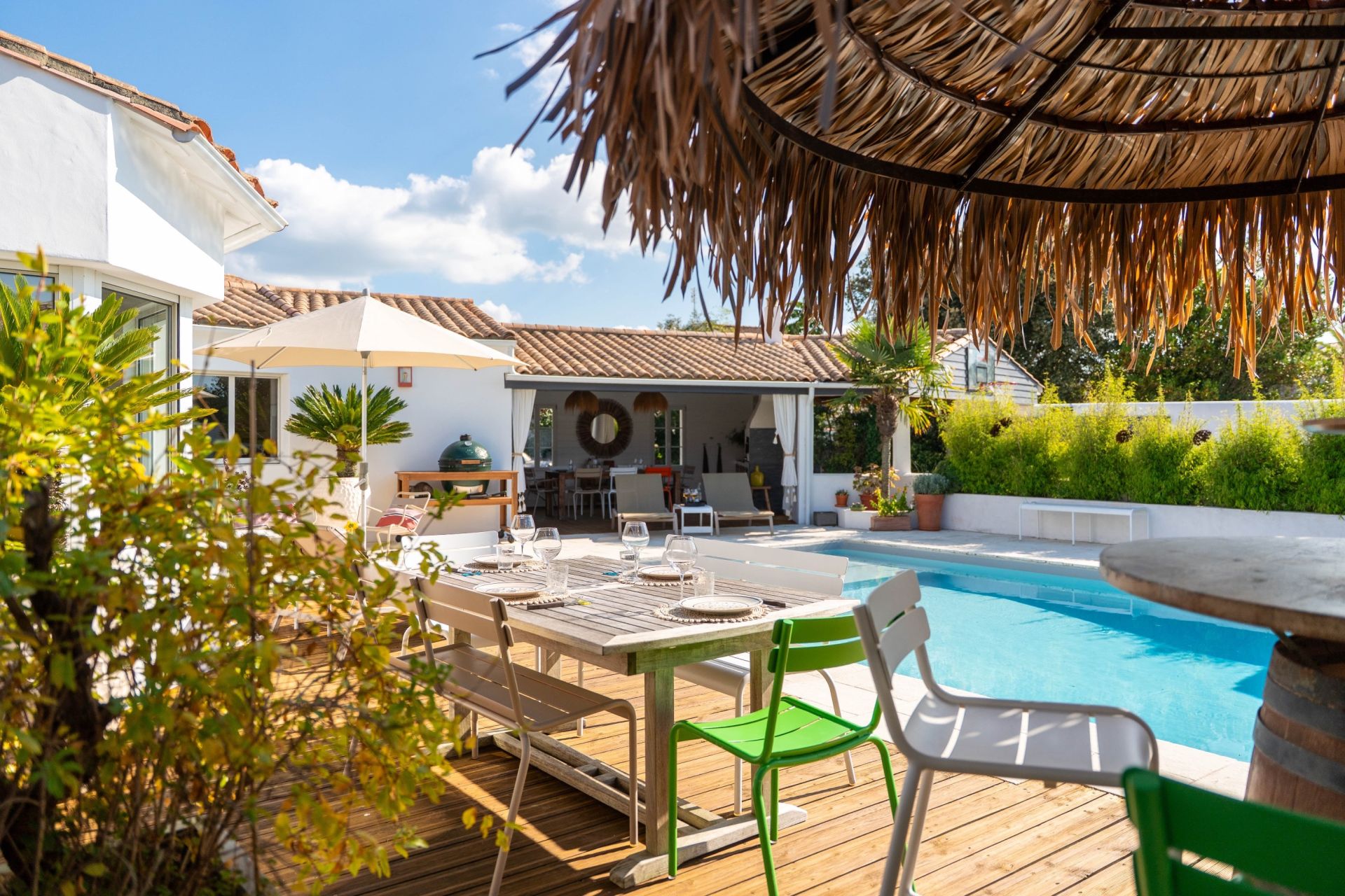 prestigious house 10 Rooms for sale on RIVEDOUX PLAGE (17940)