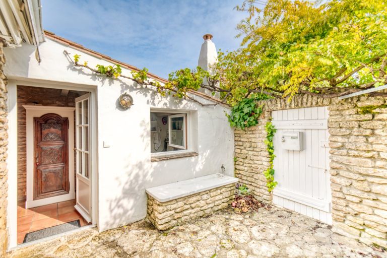 maison de prestige 3 Pièces en vente sur LES PORTES EN RE (17880)