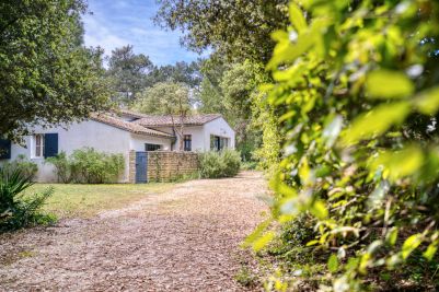 Sale Prestigious house Les Portes-en-Ré 8&nbsp;Rooms 227&nbsp;m²