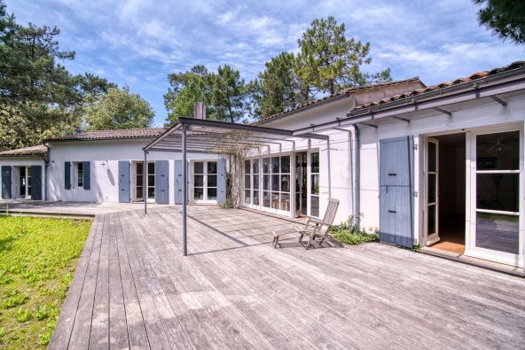 Vente Maison de prestige Les Portes-en-Ré 8&nbsp;Pièces 227&nbsp;m²