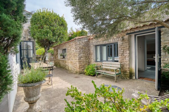 Vente Maison de prestige Ars-en-Ré 9&nbsp;Pièces 150&nbsp;m²